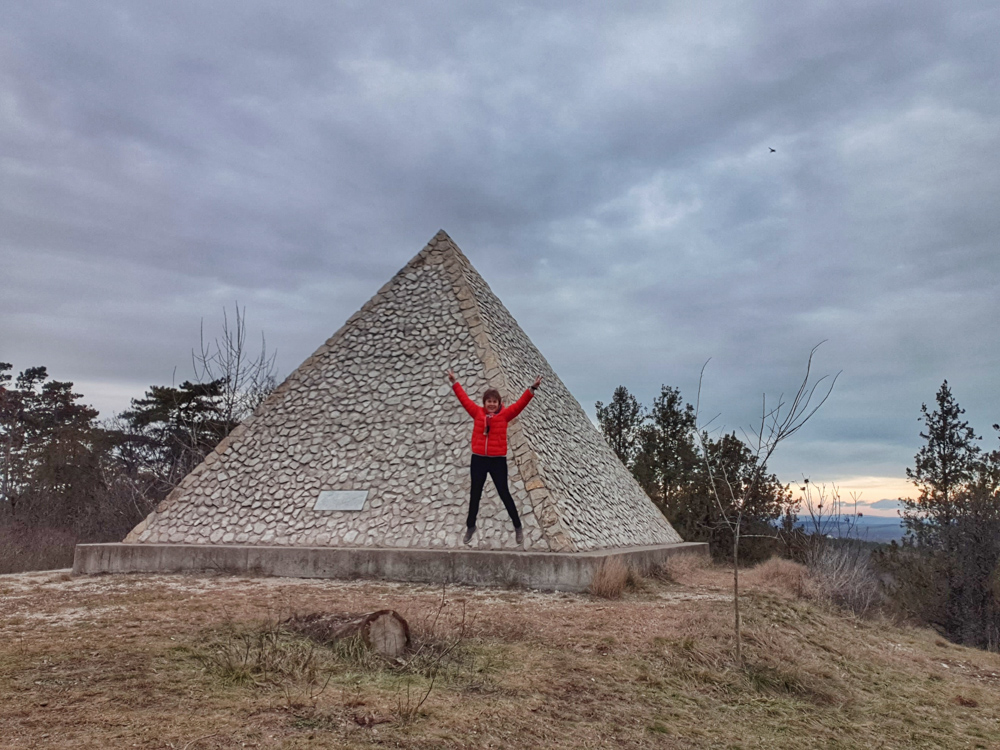 Fejer-megye-piramis